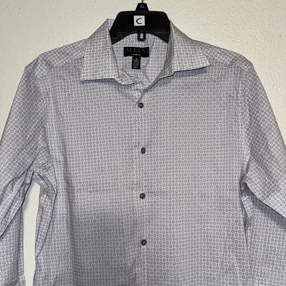 New Alfani Button Down Shirt - Picture 3 of 16